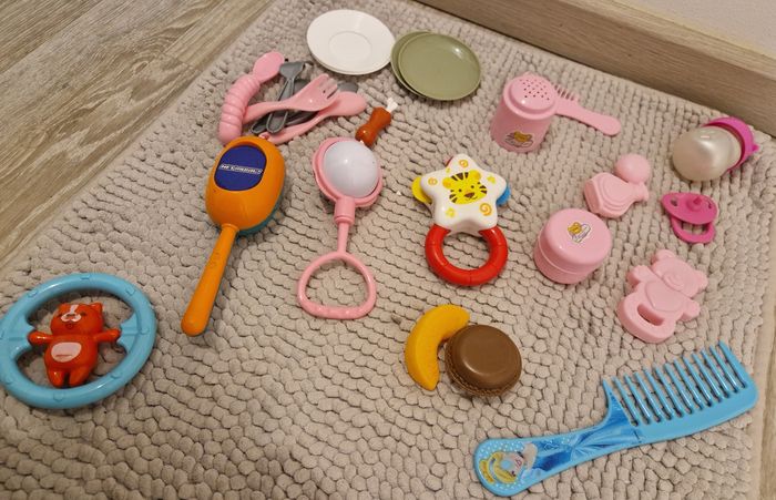 Lot accessoires poupée/bébé - photo numéro 4