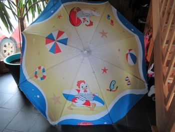Parasol plage Le Gaulois (poulet) neuf