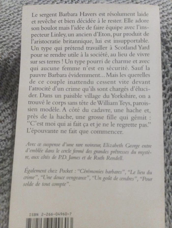Elizabeth George - Enquête dans le brouillard - photo numéro 3
