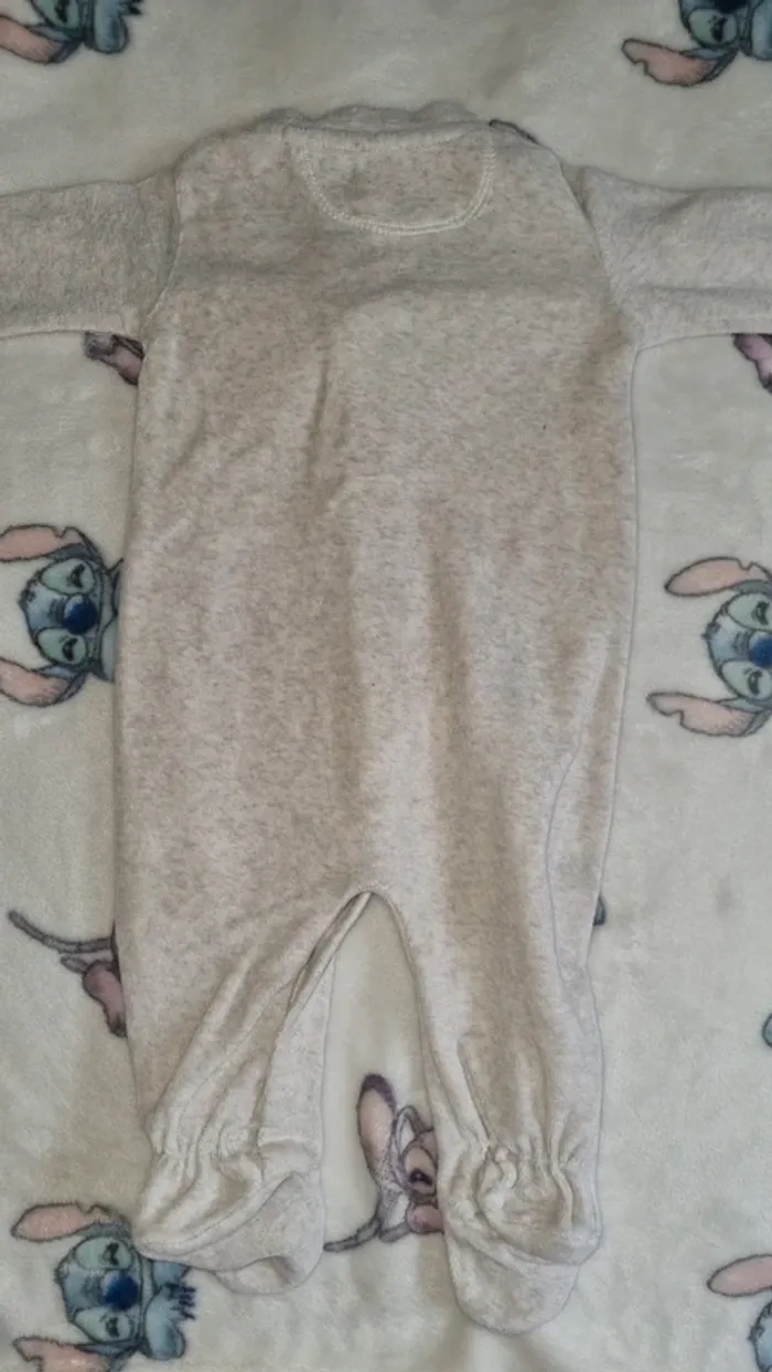 Pyjama chaud 1 mois 56 cm en bon état - photo numéro 6