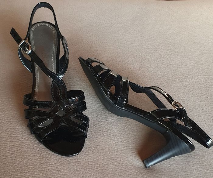 Marco tozzi  , taille 37 - photo numéro 2