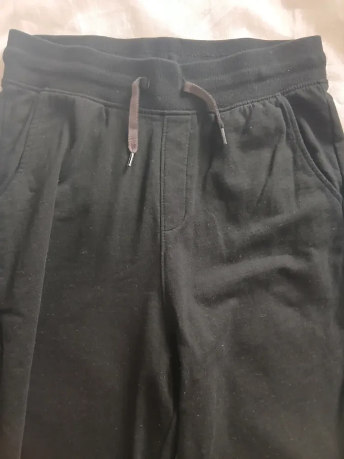 Lot de 2 joggings neufs XS /14 ANS - photo numéro 3