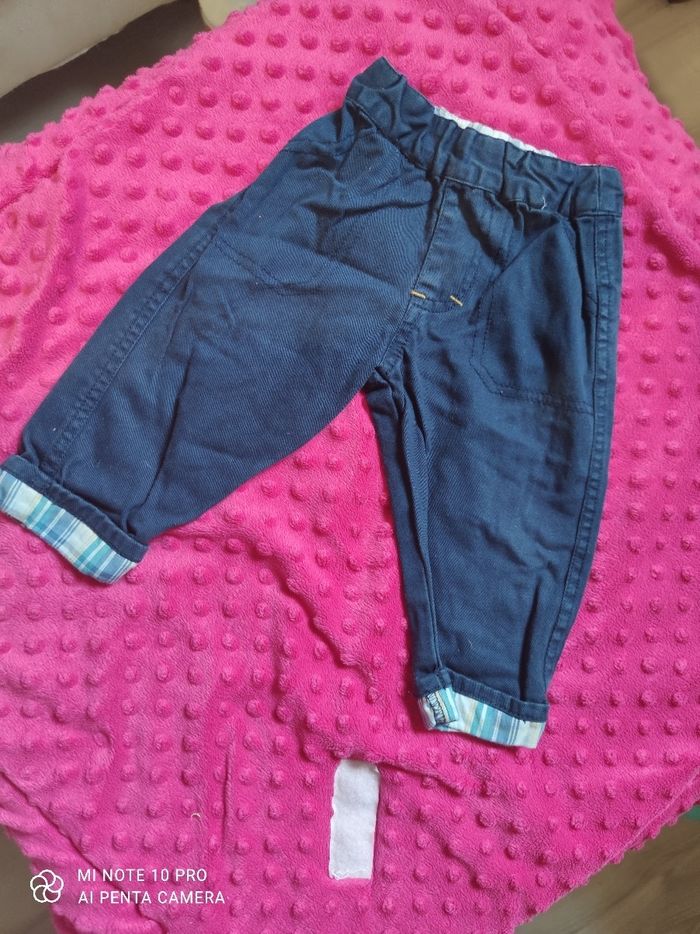 Petit pantalon bébé