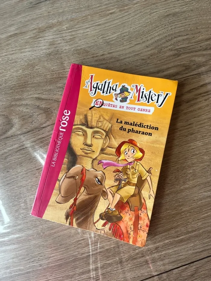 Livre enquête La malédiction du pharaon