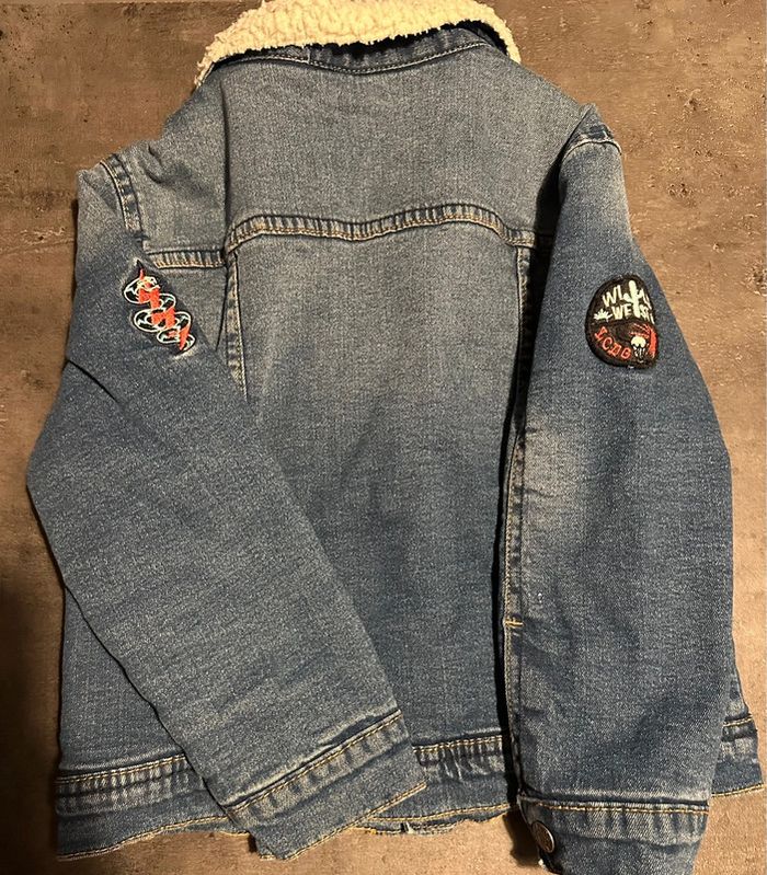 Veste jean et moumoute 5 ans - photo numéro 2
