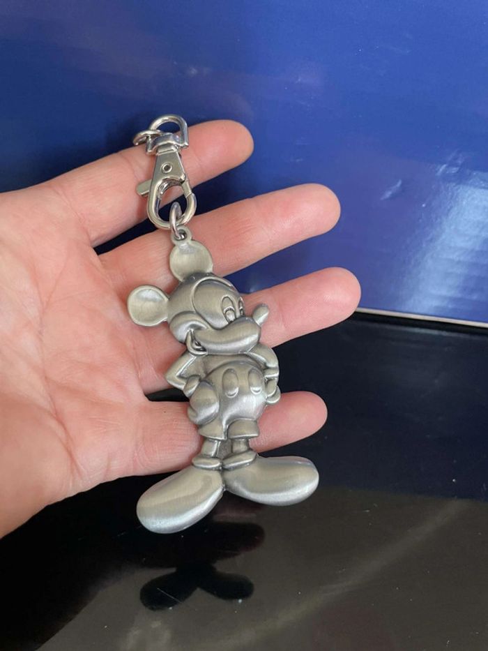 Porte-clés Mickey Disneyland Paris