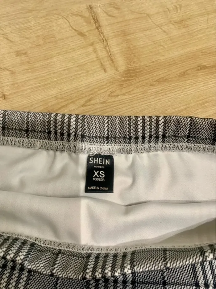 Jupe Shein - Taille XS - photo numéro 2