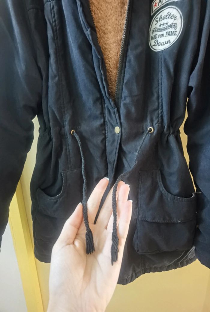 Manteau chaud noir capuche fourrure 44/46 - photo numéro 9