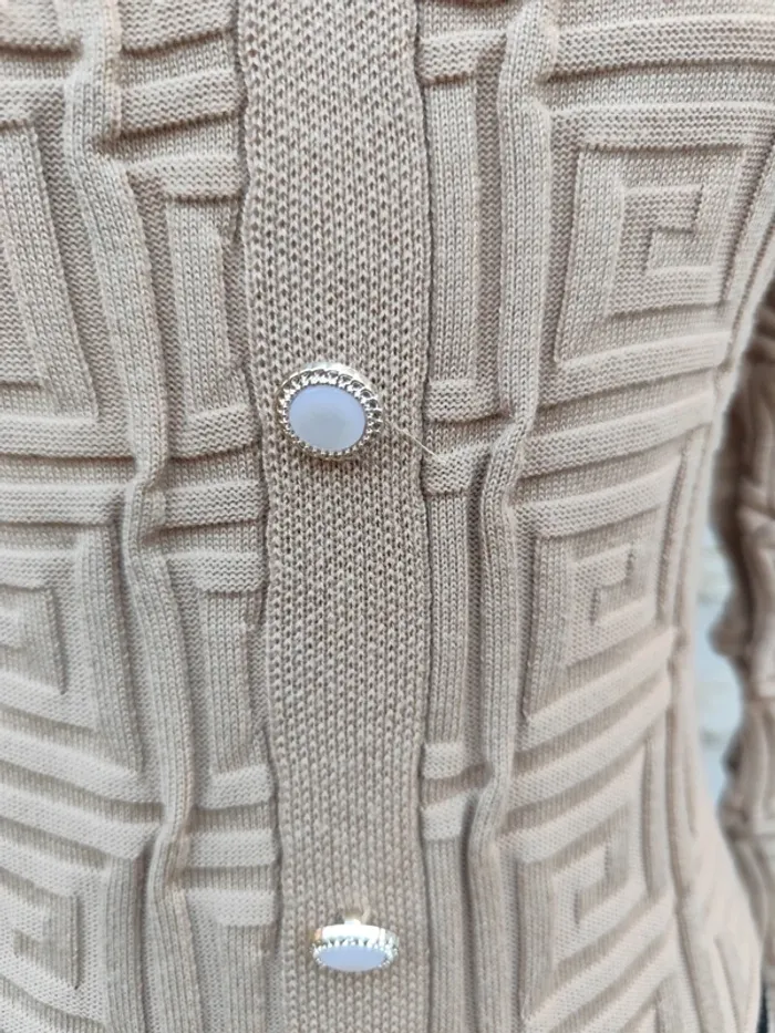 Joli pull fin femme taille M très bon état - photo numéro 3