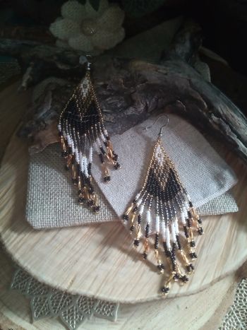 Boucles d'oreilles bohèmes perlées