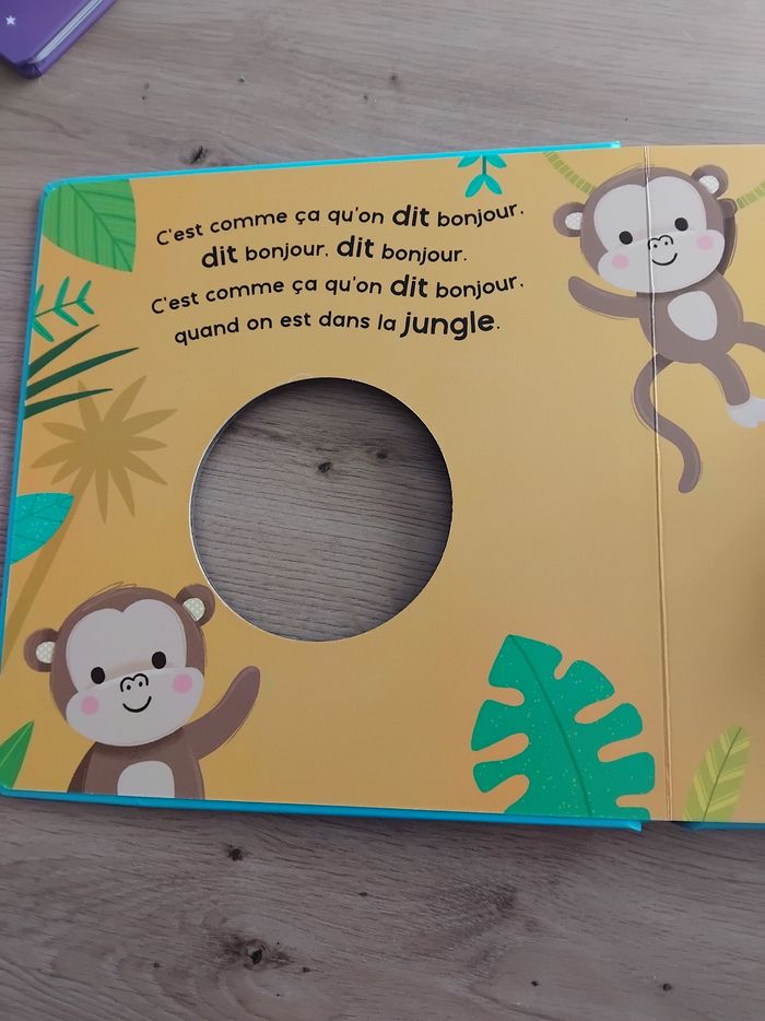 Livre marionnette  singe 🐵 - photo numéro 2