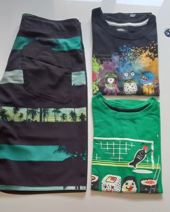 Short et tee shirt 10 ans