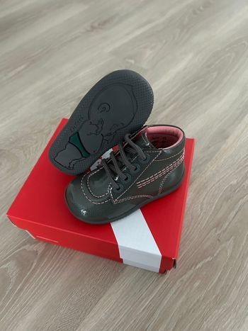Kickers gris vernis 20 