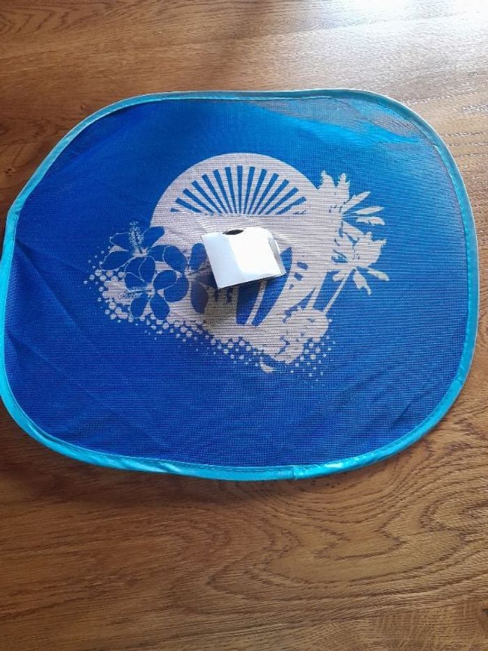 Vends pare soleil