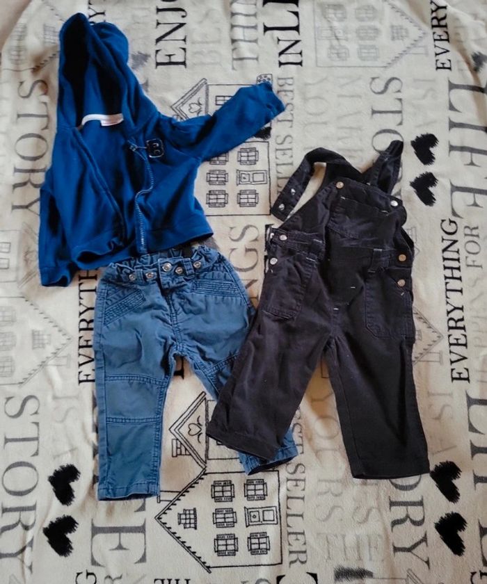 Lot de vêtements 12 mois