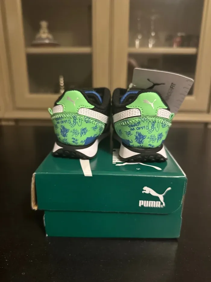Baskets Puma Future Rider Graffiti bébé – Pointure 20 - photo numéro 2