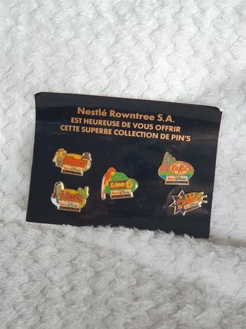 Lot de 5 pin's vintage retro disneyland resort paris eurodisney