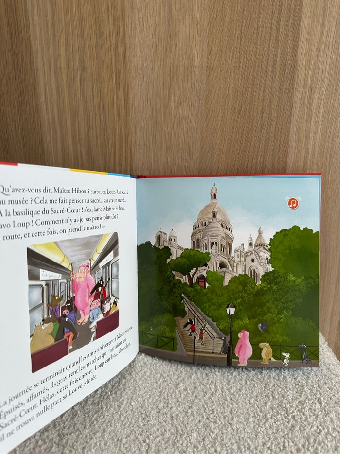 Livre le loup qui explorait Paris en musique - photo numéro 2
