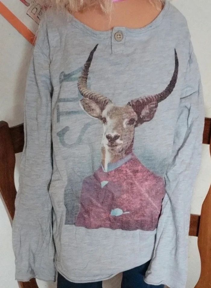 Tee-shirt manches longues motif cerf - photo numéro 3