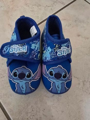 ⚘️⚘️Chaussons pointure 25 stich garçon ⚘️⚘️