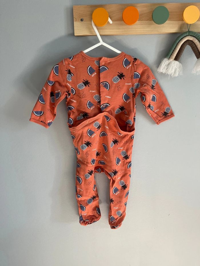 Pyjama orange - photo numéro 2