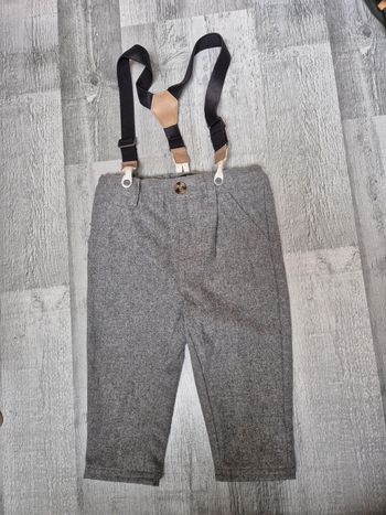 Pantalon a bretelles