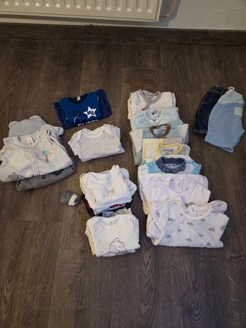 Lot 3 mois 2-  29 pièces 