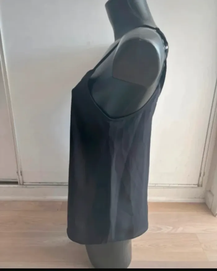Débardeur femme fine bretelle taille : 38 📸 - photo numéro 3