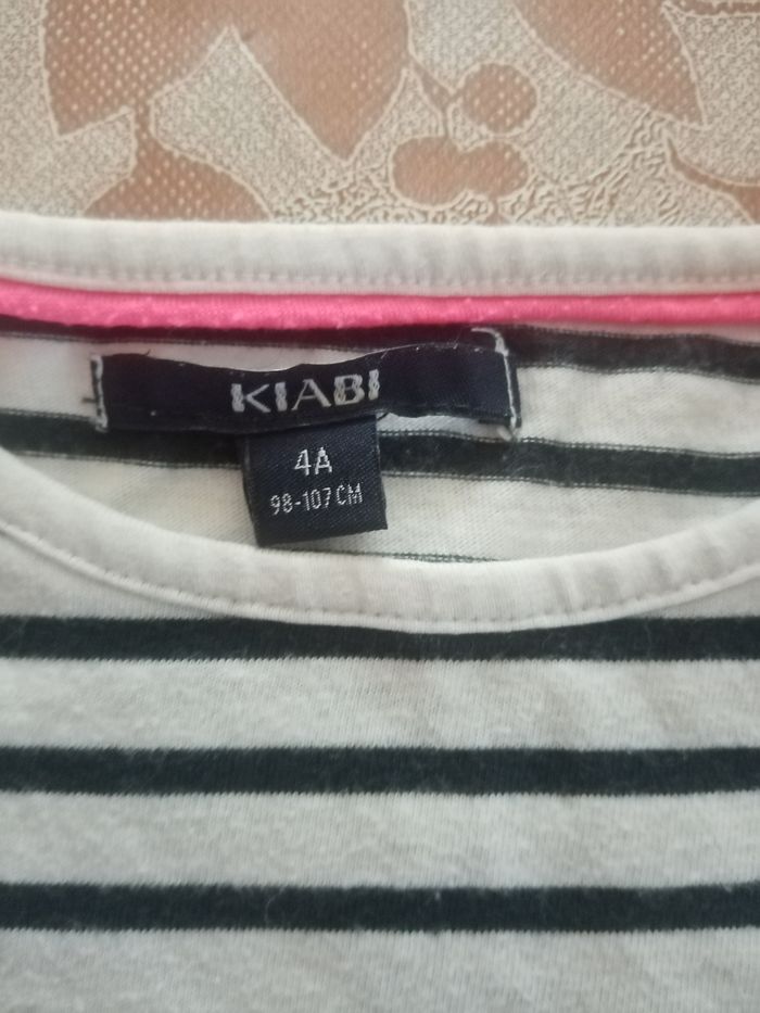 Tee-shirt taille 4ans kiabi - photo numéro 3