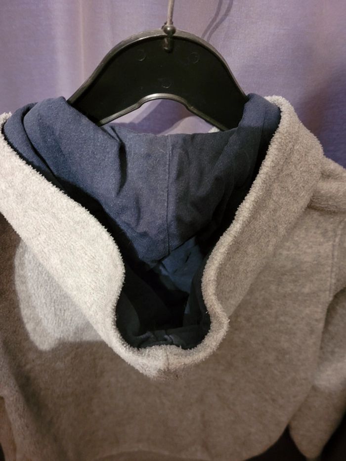 Gilet gris - photo numéro 6