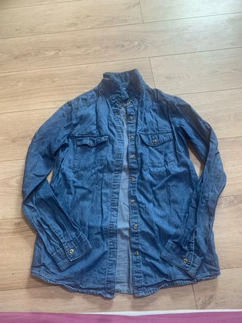 Chemise couleur jean
