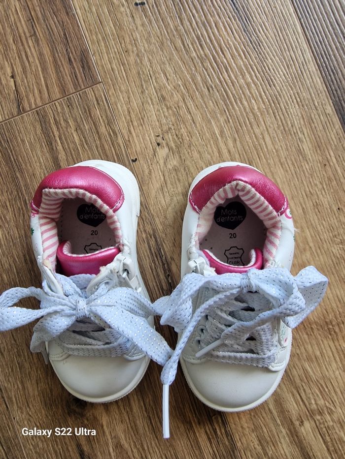 Chaussures fille neuves - Mots d’Enfants - Taille 20 - photo numéro 4