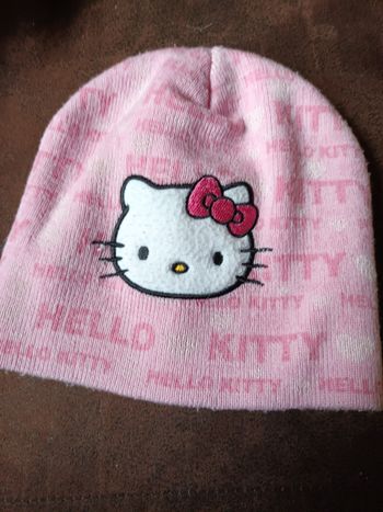 Bonnet Hello Kitty Taille 2 à 3 ans 52 cm