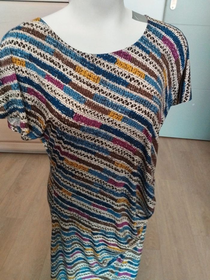 Robe multicolore taille 44 très agréable à porter - photo numéro 2