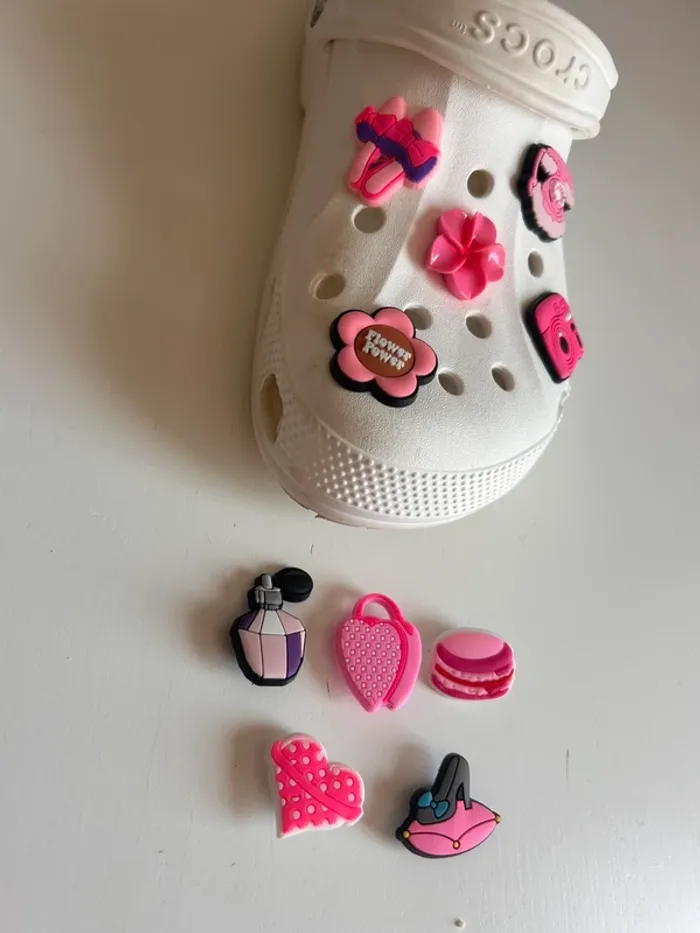 Lot de 10 charms rose / déco pour crocs - photo numéro 3