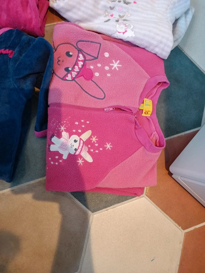 Lot pyjamas 12 mois - photo numéro 4