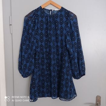 Robe bleue Zara à motifs t36