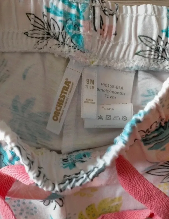 Shorts 9 mois ( 71 cms) - photo numéro 3