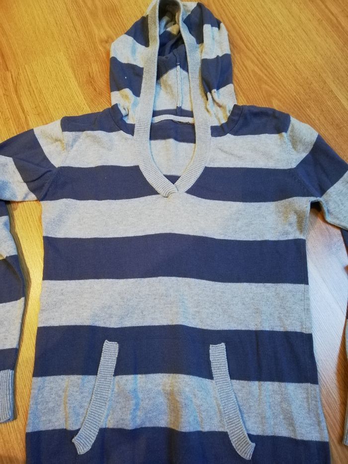 Pull capuche - photo numéro 2