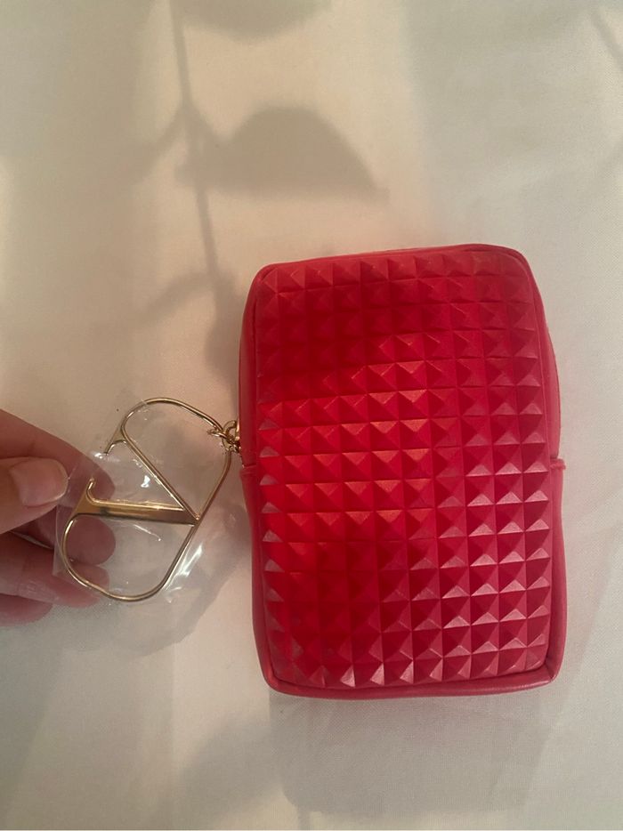 Trousse Valentino fushia à rouge à lèvres