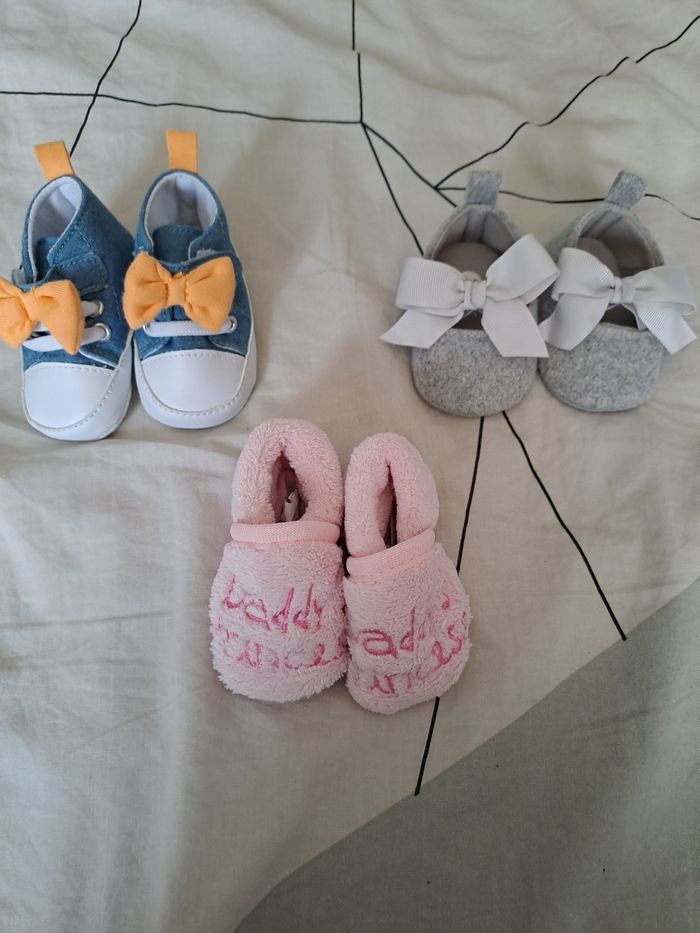 Lot de paires de chaussures bébé 0-3 mois