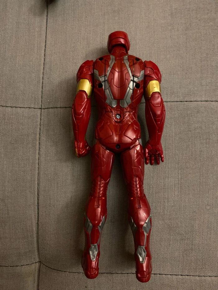 Iron man parlant - photo numéro 2