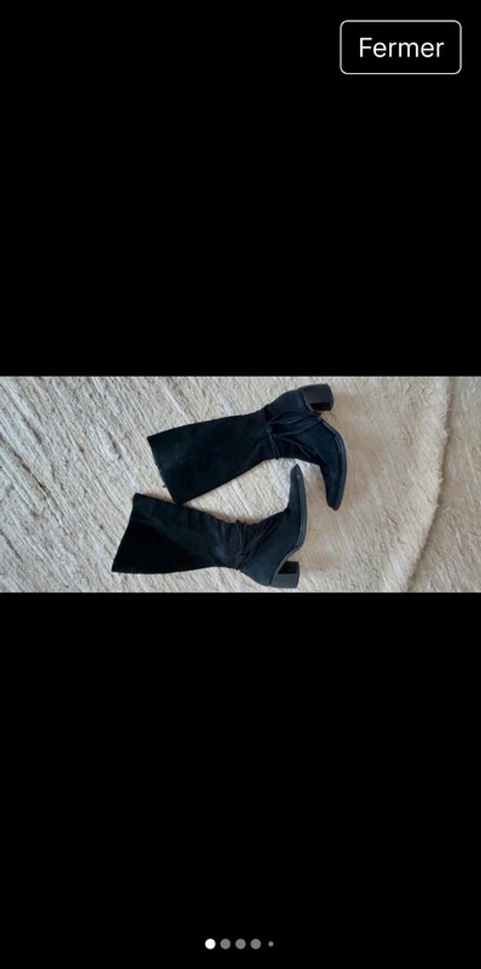 Superbes bottes cuir daim
vintage Atrai Portugal taille 36 - photo numéro 6