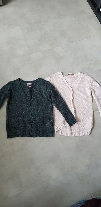 Lot 2 gilets tape à l œil 4 ans