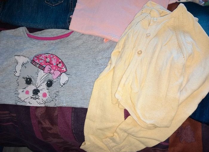 Lot de 13 vêtements fille 5ans - photo numéro 4