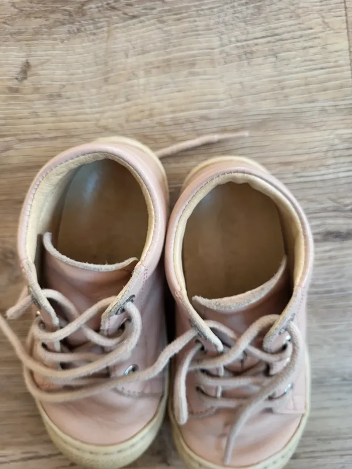 Chaussures naturino t 22 - photo numéro 2
