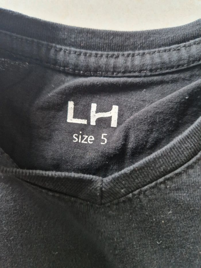 Lot de 2 tee-shirts manches courtes 5 ans - photo numéro 3