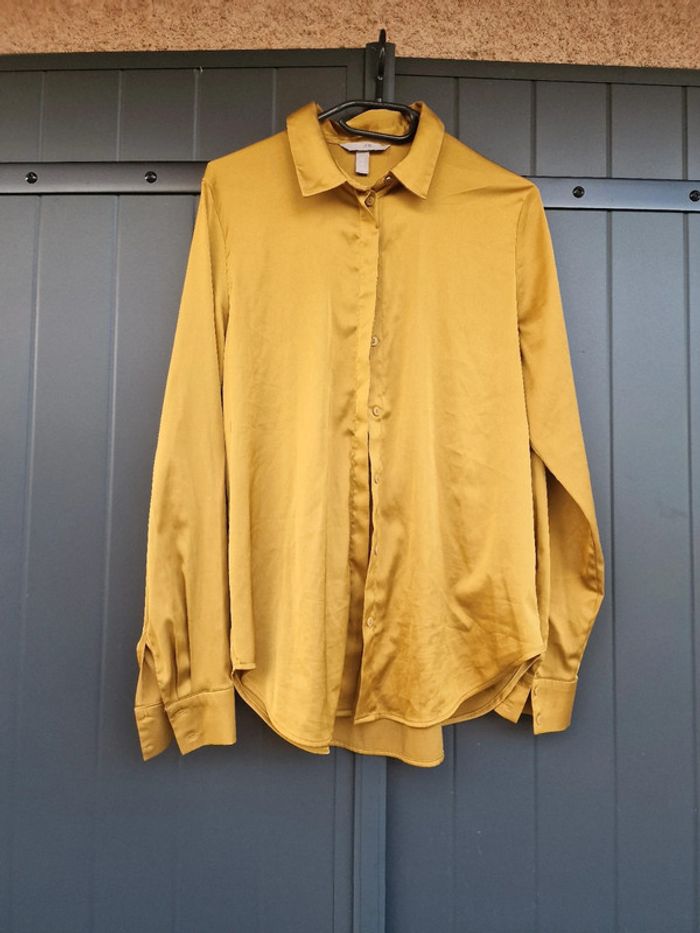 Chemise satin couleur dorée h&m