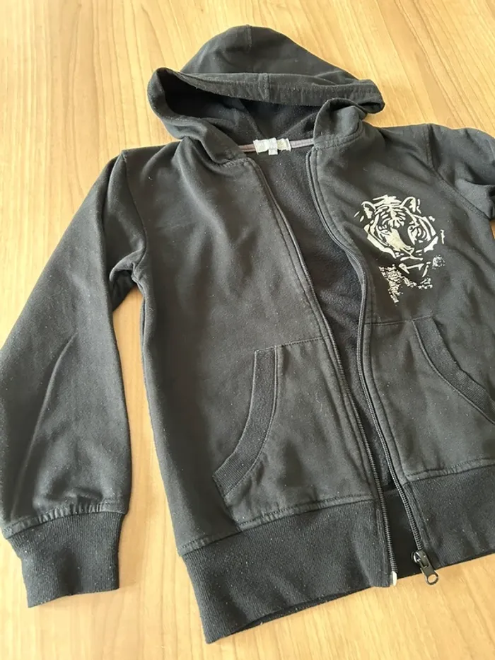 Gilet zippe à capuche noir 10 ans - photo numéro 3