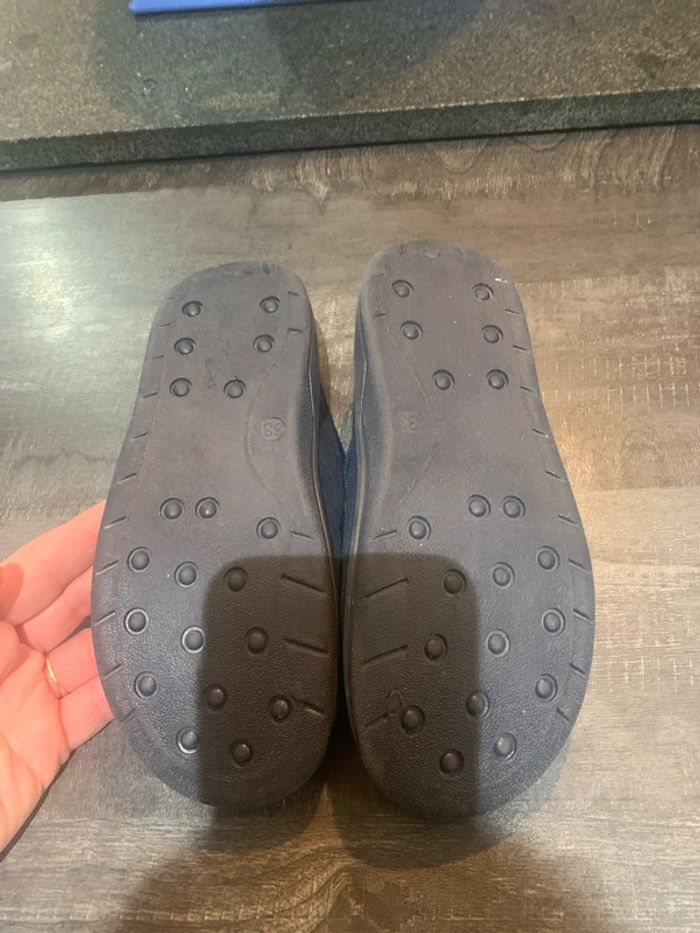 Chausson taille 33 - photo numéro 2